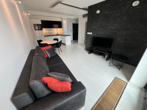 Black&White Angel Apartment